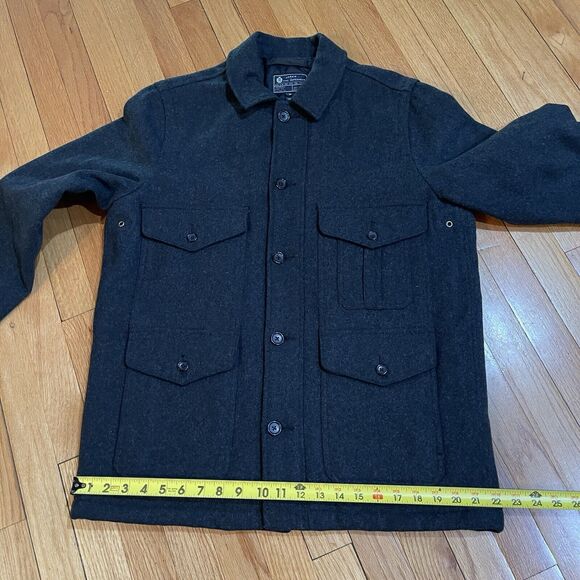 J. Crew Men’s Wool Blend Coat Size M Mackinaw Cruiser Style Dark Gray Excellent - Picture 7 of 13